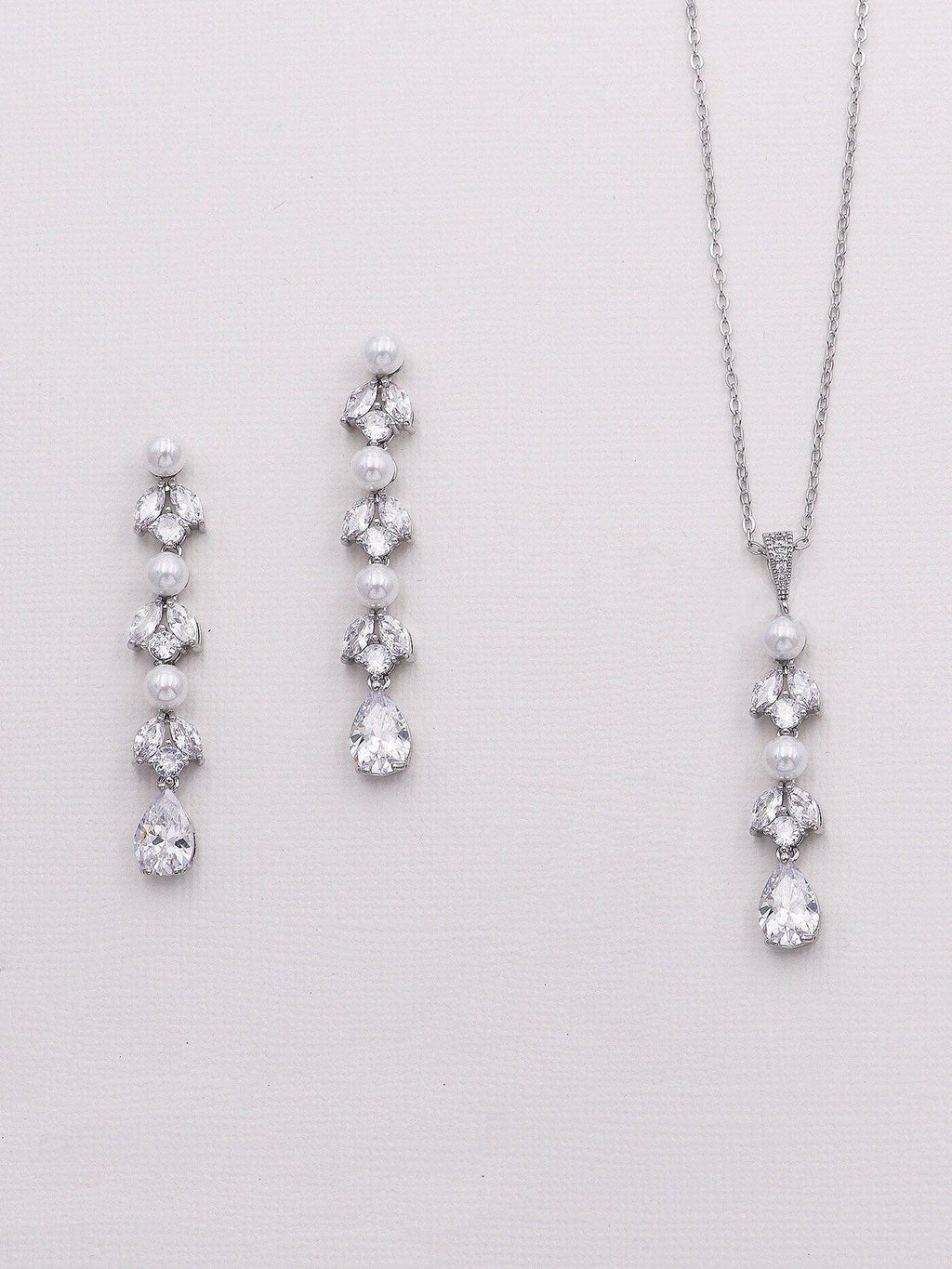 Sheila Pearl Jewelry Set