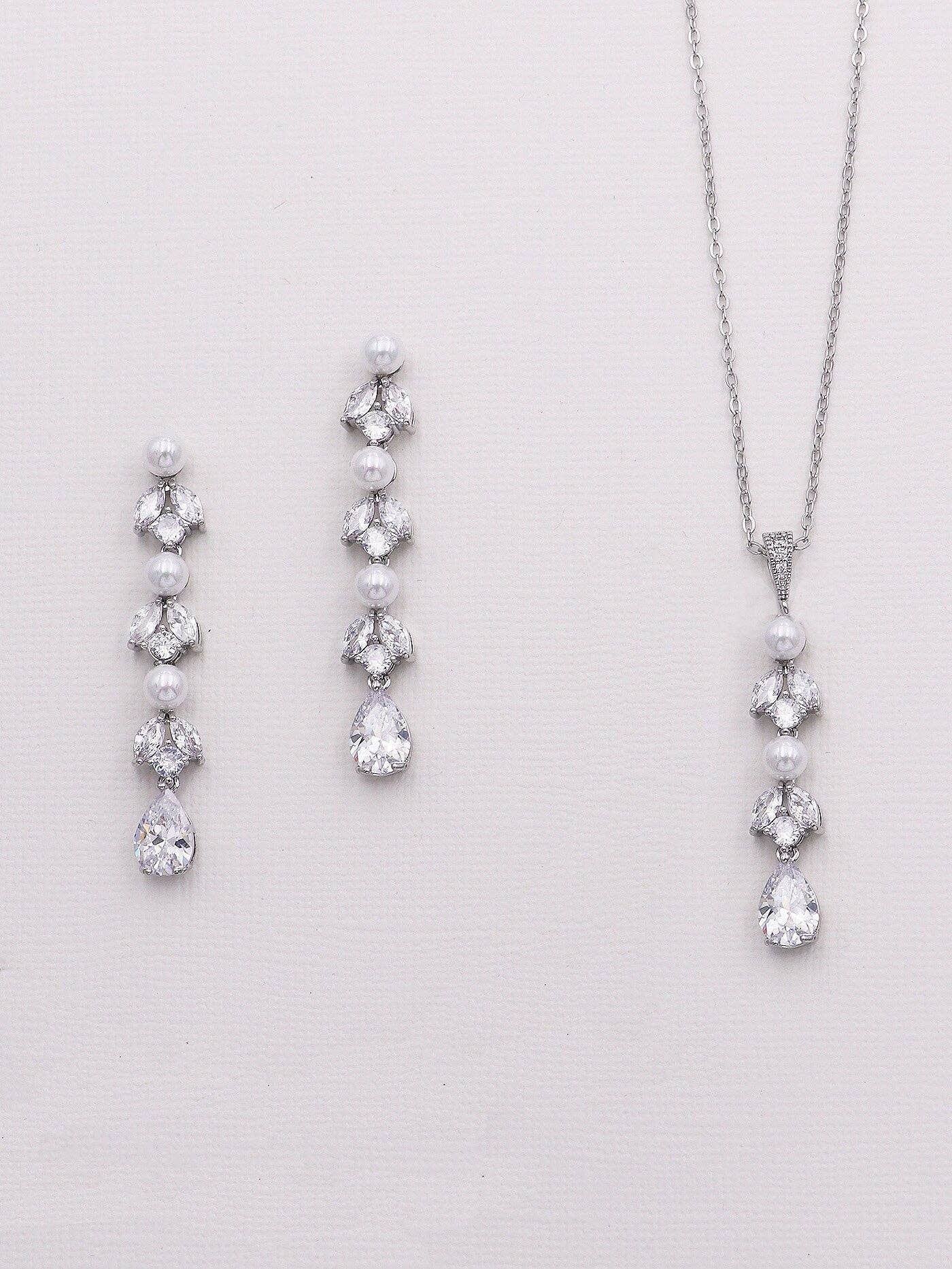 Sheila Pearl Jewelry Set