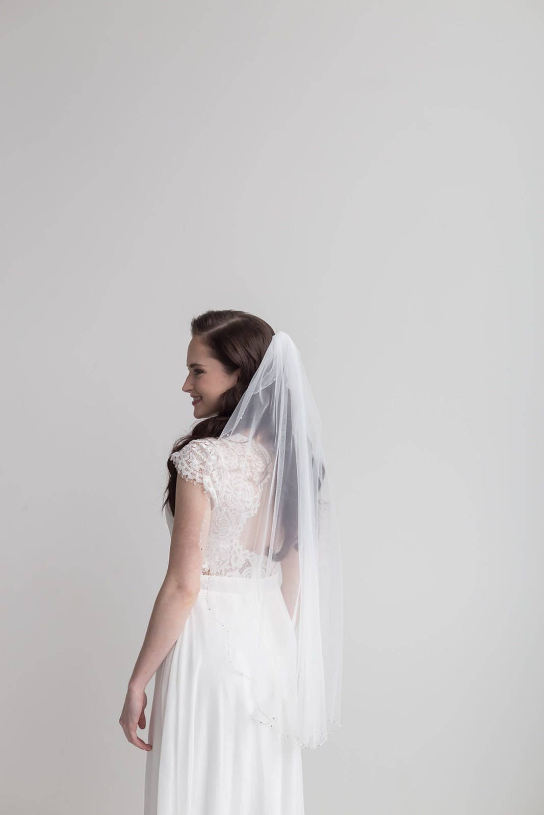 Scalloped Beaded Wedding Veil: Ivory / Knee 45"