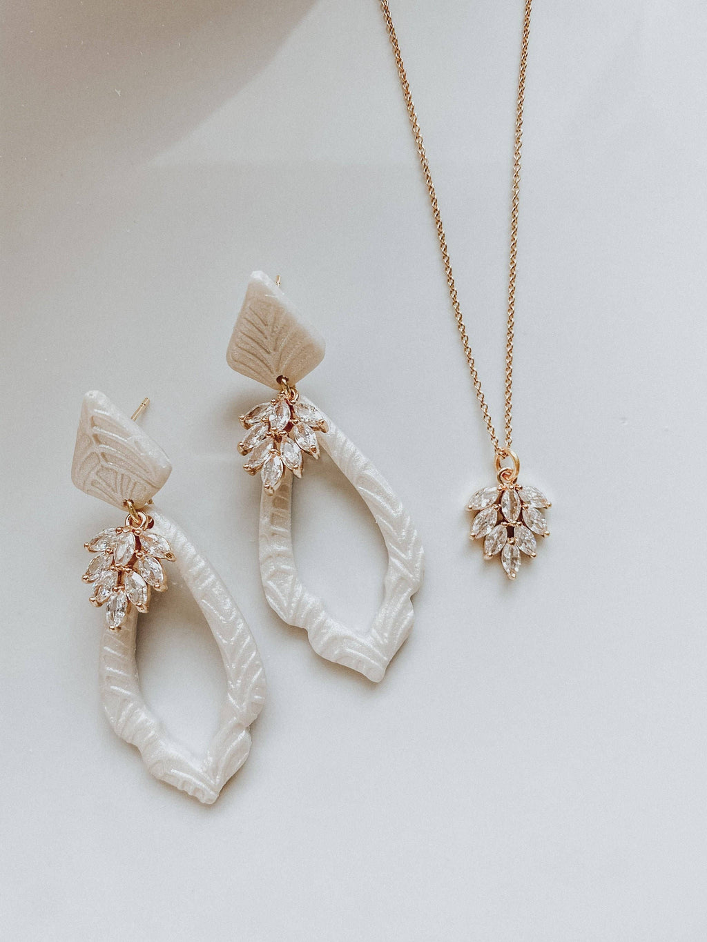Dahlia Necklace - Gold | Simple Wedding Jewelry: Gold Filled