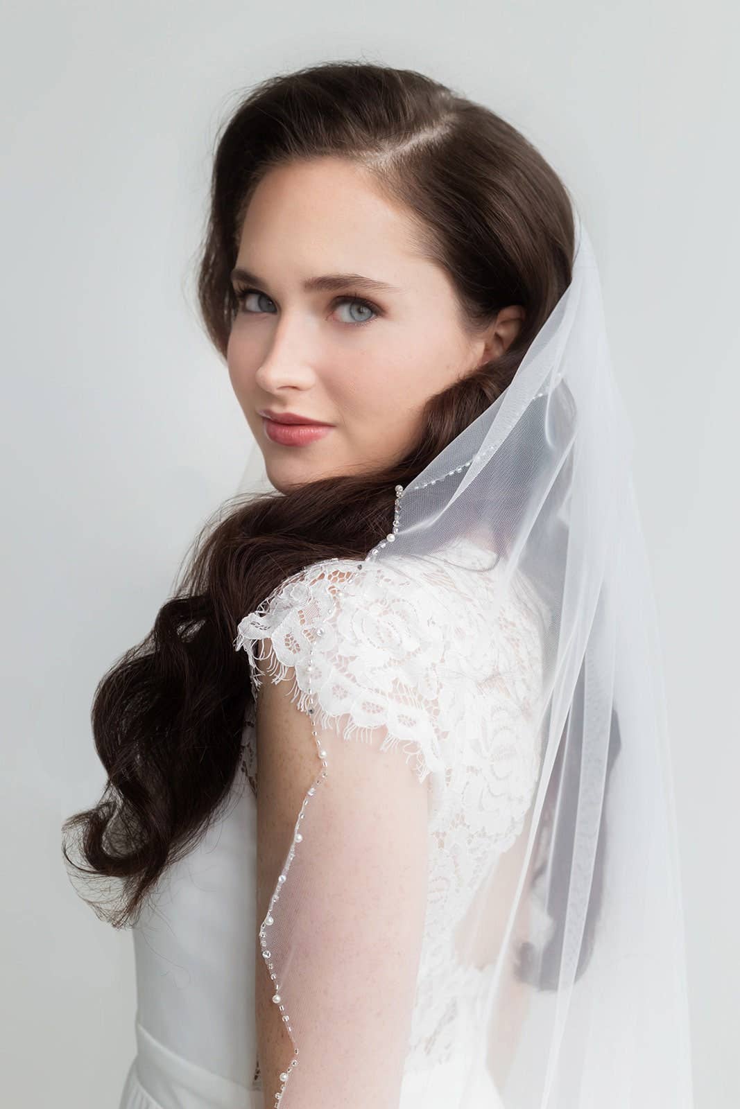 Scalloped Beaded Wedding Veil: Ivory / Knee 45"