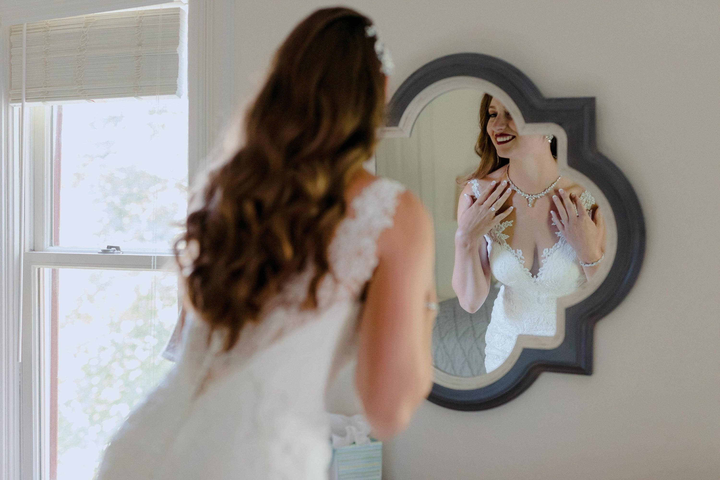 Camilla Statement Jewelry Set: Silver / Earrings & Necklace 17"