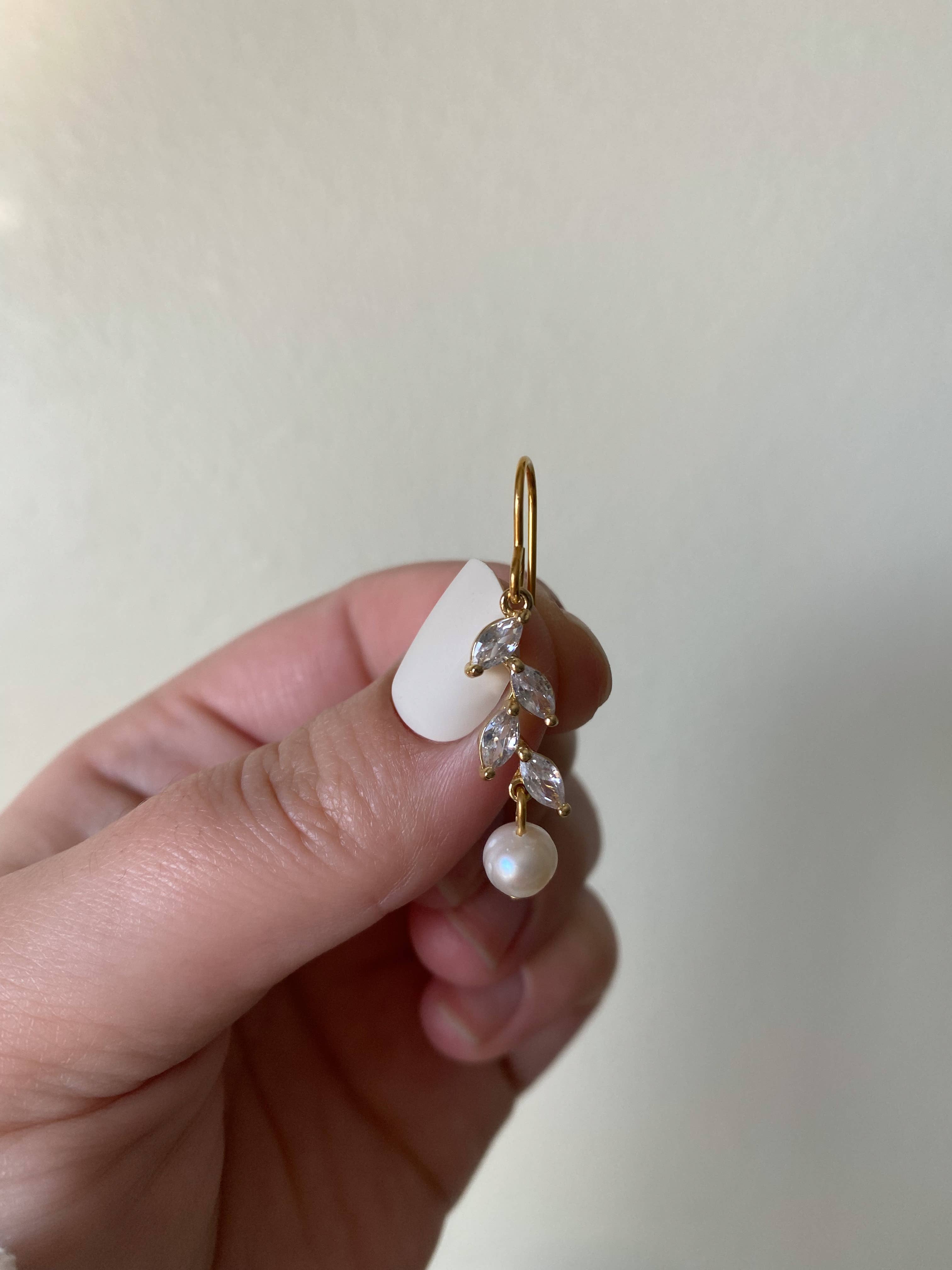 Pearl Earrings - Gold Filled Wedding Jewelry: Gold Plated